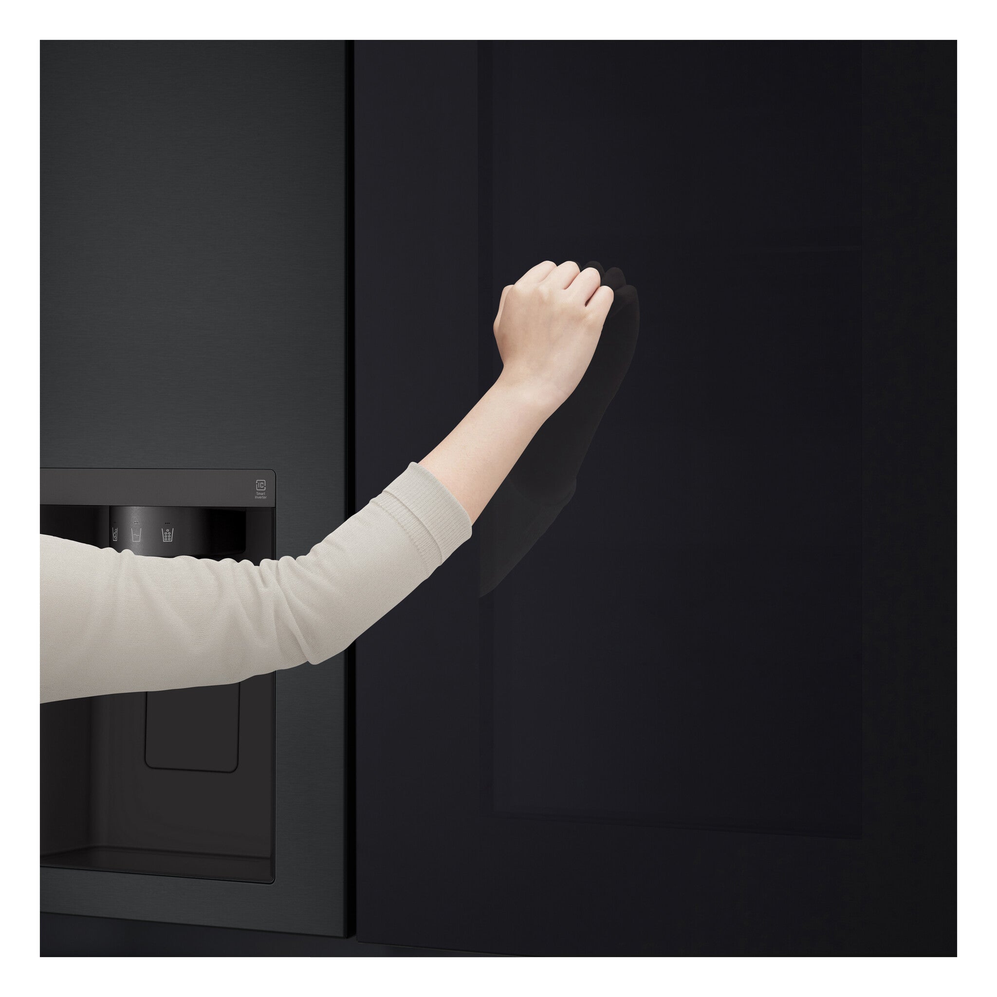 LG InstaView GSGV81EPLL Side-by-Side Kühlkombination Freistehend 635 l Schwarz